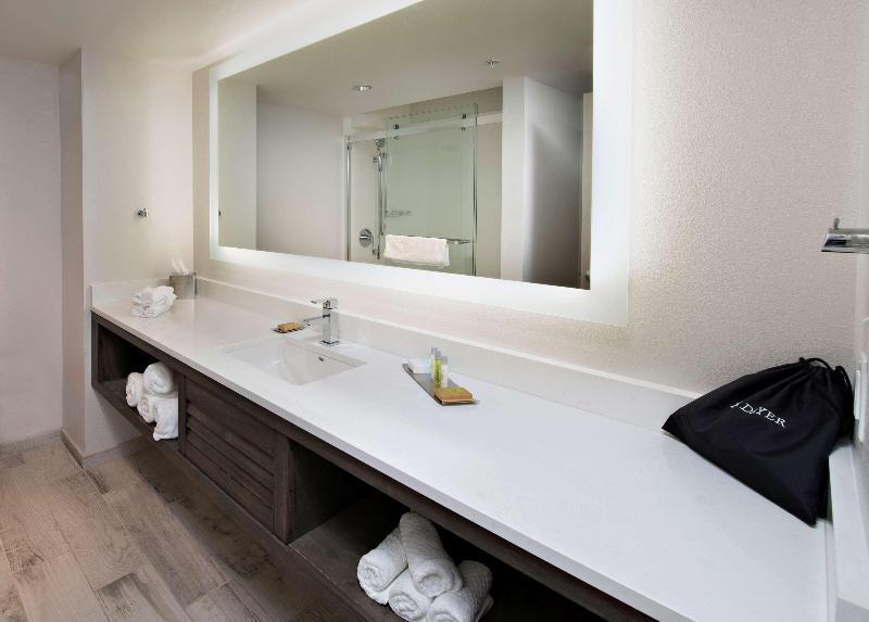 Island House Hotel Orange Beach - A Doubletree By Hilton Екстериор снимка